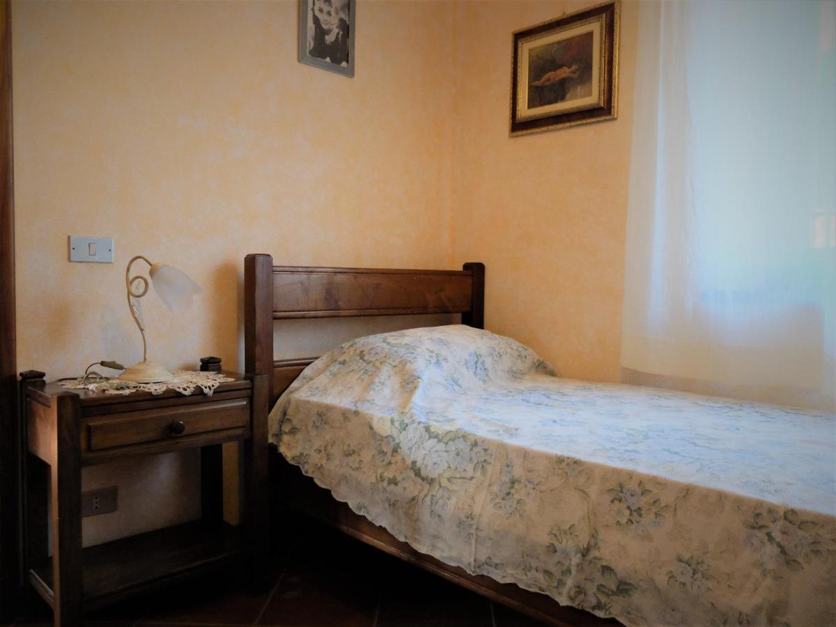 La Cheta Villa Monsagrati Bagian luar foto